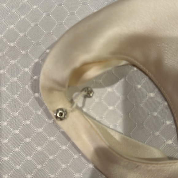 100% SILK dress w/ drape neck and drape back, Size Petite 2, Like New, cream top - Picture 6 of 9